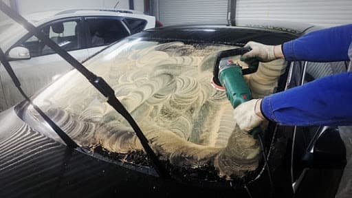 фото полировка автостекла